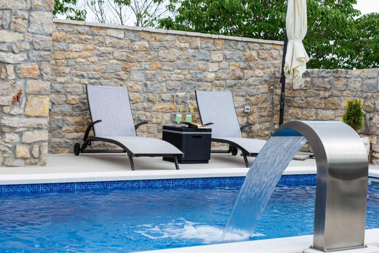 Stone Villa Didovi Snovi With Heated Pool Lisane Ostrovicke 外观 照片